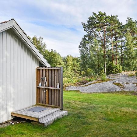 Cozy Home In Strmstad With Wifi Strömstad Buitenkant foto