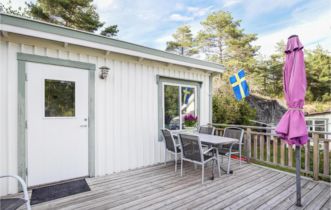 Cozy Home In Strmstad With Wifi Strömstad Buitenkant foto